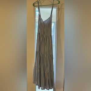 Old Navy Tiered Maxi dress